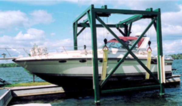 Outdoor wet slip lift